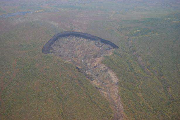 It's Still Growing! A 'Mouth Of Hell' Has Been Discovered In Siberia, Devouring Everything In Its Path, And There's No Stopping It
